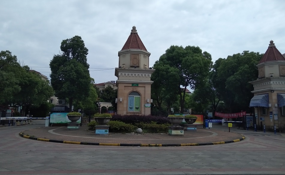 上海市奉贤区聚贤煌都25栋2F 