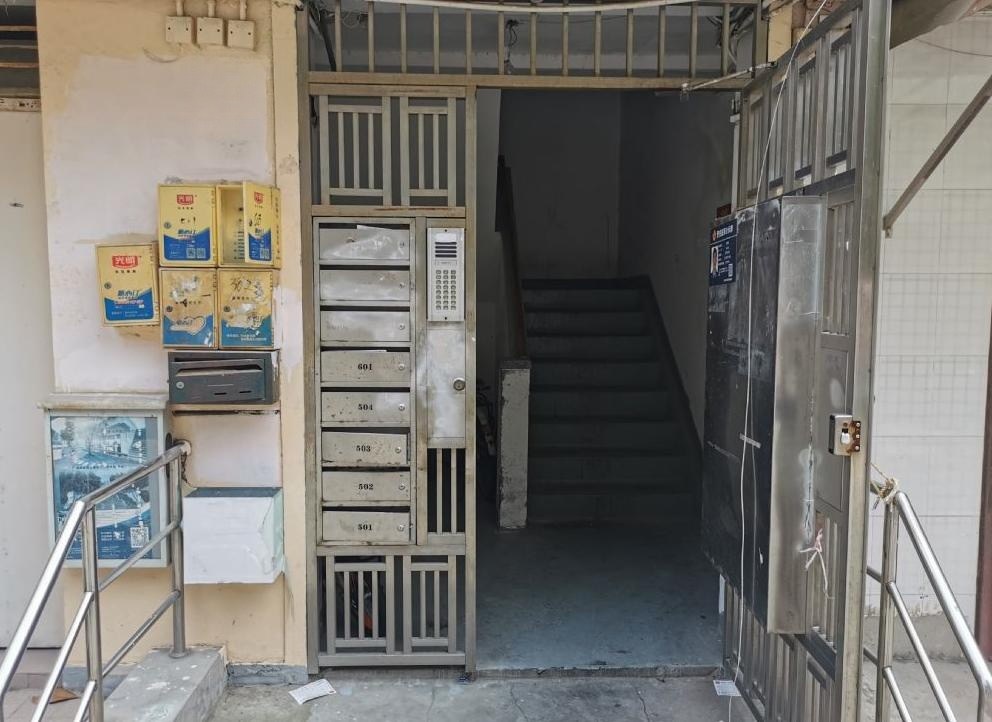 上海市浦东新区潍坊六村605栋3F 