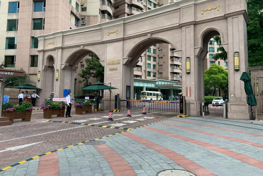 上海市浦东新区世茂滨江花园2栋27F 