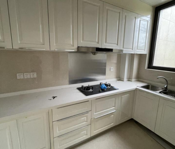 上海市浦东新区惠南颐景园6栋1F 