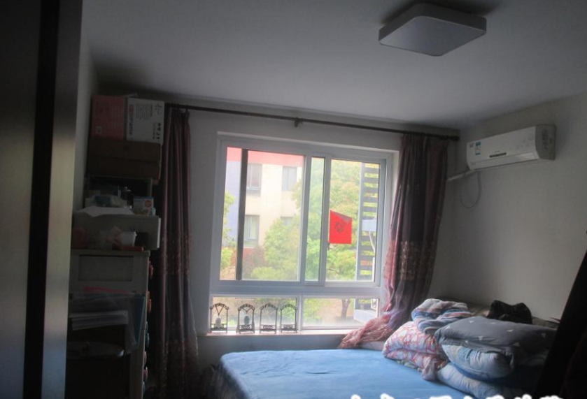 上海市闵行区水清年华花园88栋3F 