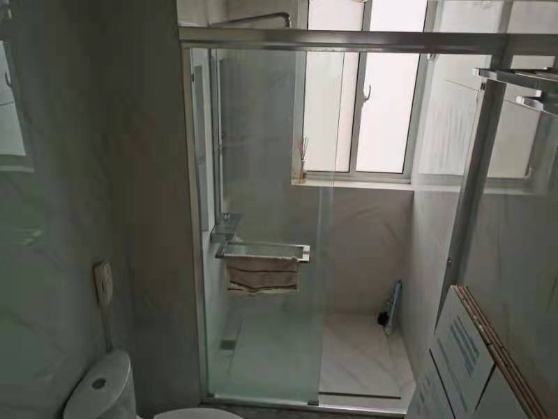 上海市长宁区长新小区1栋11F 