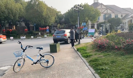 上海市松江区英郡雷丁小城213栋1-3F 