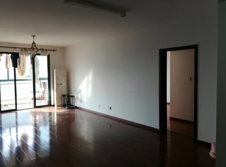 上海市长宁区元丰天山花园2栋11F 