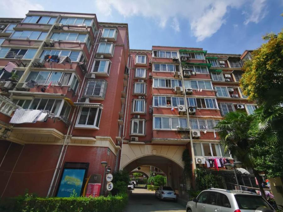 上海市静安区紫兰苑6栋6F 