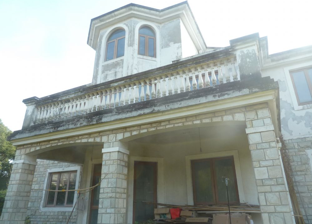 上海市松江区绿洲比华利花园新桥镇999栋 