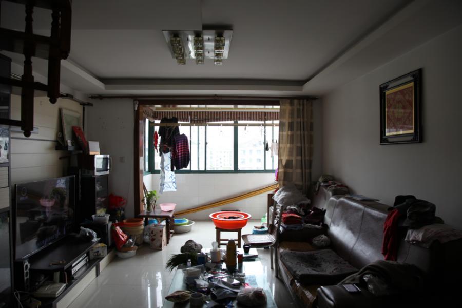 上海市青浦区民乐佳苑8栋6F 