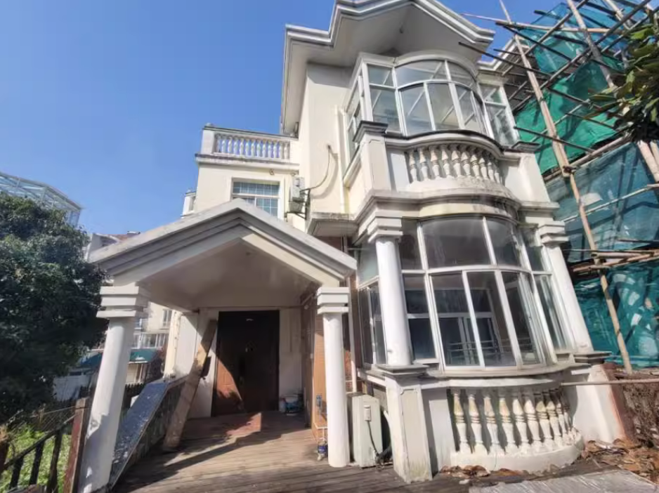 上海市松江区晨岛花苑42栋全幢 