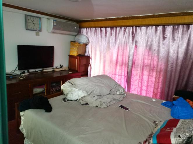 上海市奉贤区鸿吉苑386栋1F 