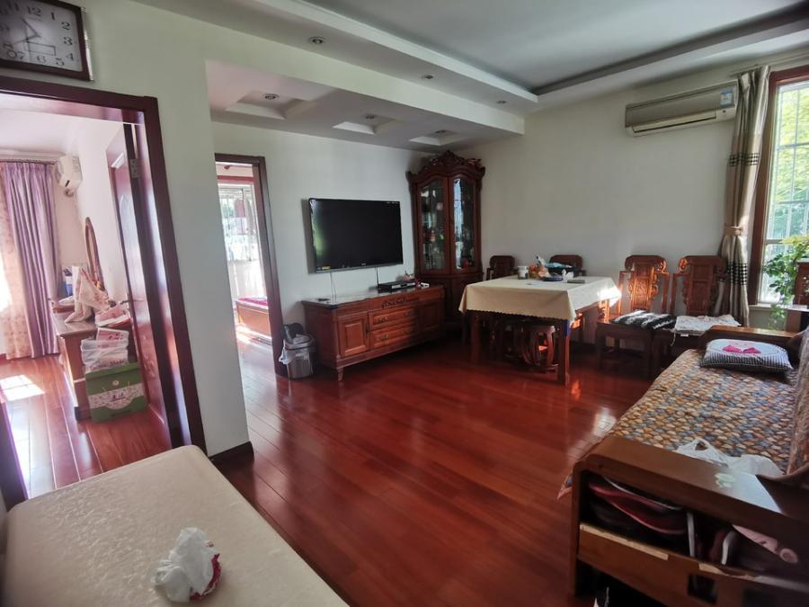 上海市静安区绿色丽园29栋2F 