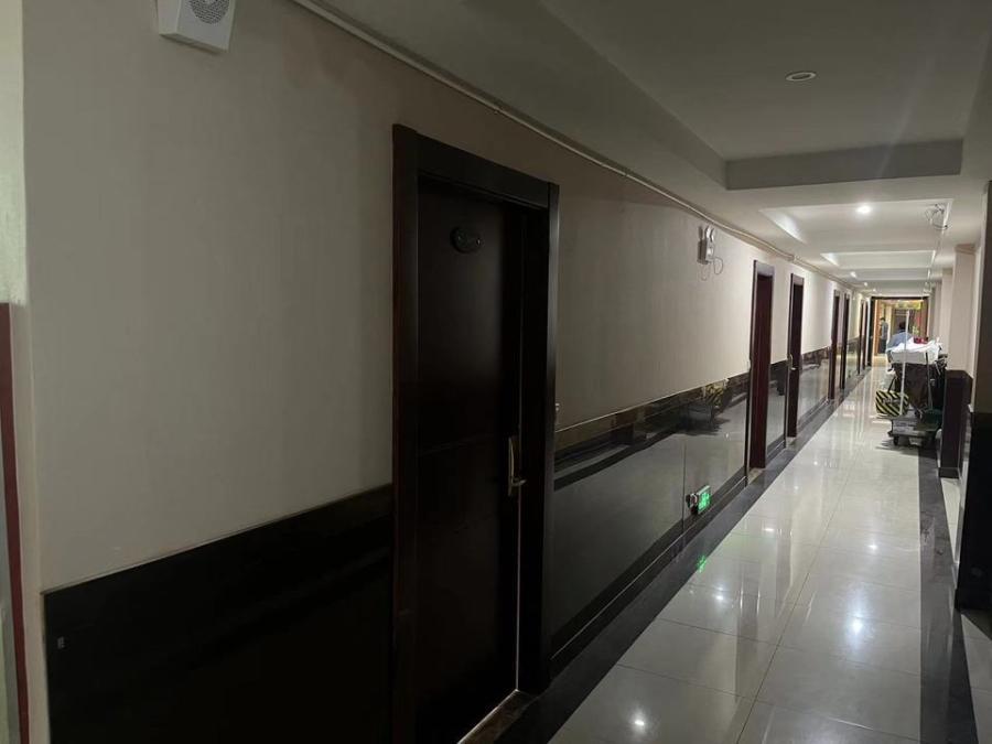 上海市嘉定区上海百有商城马陆镇3栋 