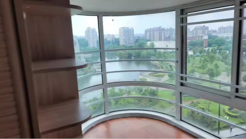 上海市宝山区经纬观澜弘郡家园7栋7F 