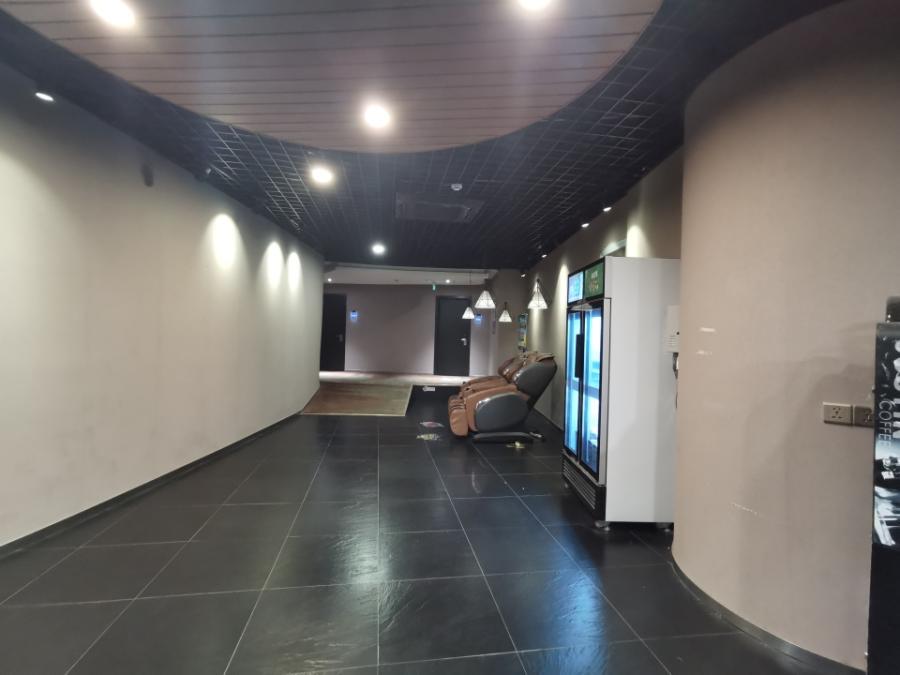 上海市普陀区丽晶阳光大厦长寿路964、990栋6F 