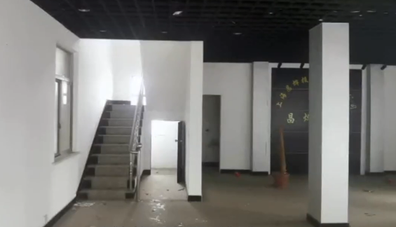 上海市浦东新区杭湾路165号小区芦潮港镇165栋 