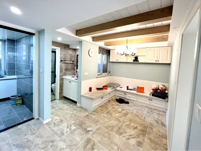 上海市宝山区淞南九村208栋1F 