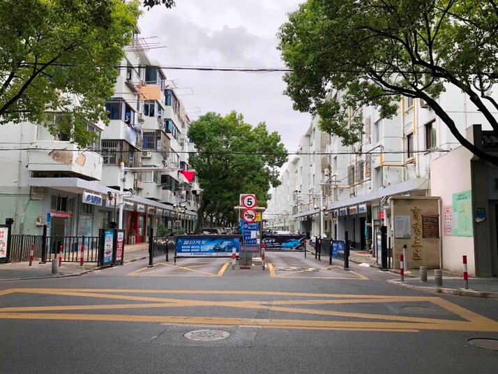 上海市奉贤区育秀三居小区育秀三居小区 