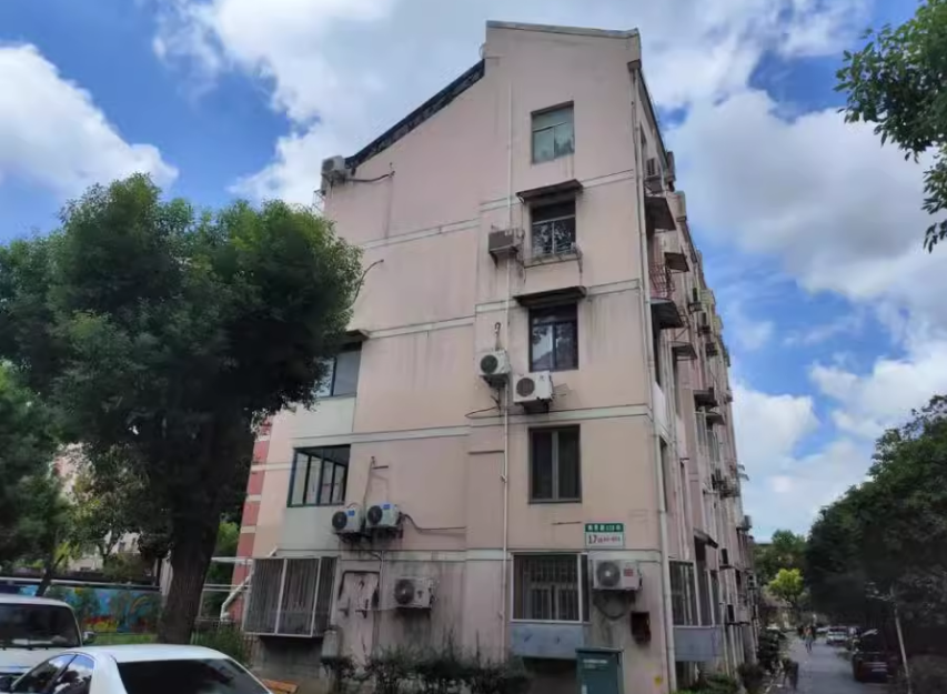 上海市浦东新区民乐苑87栋5F 