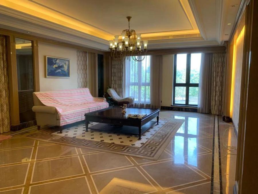 上海市浦东新区绿城玉兰花园5栋2F 