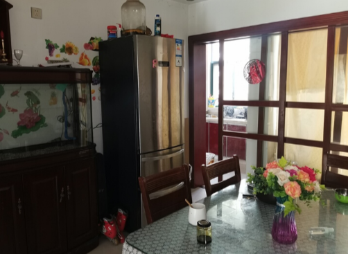 上海市松江区金港花园23栋5F 