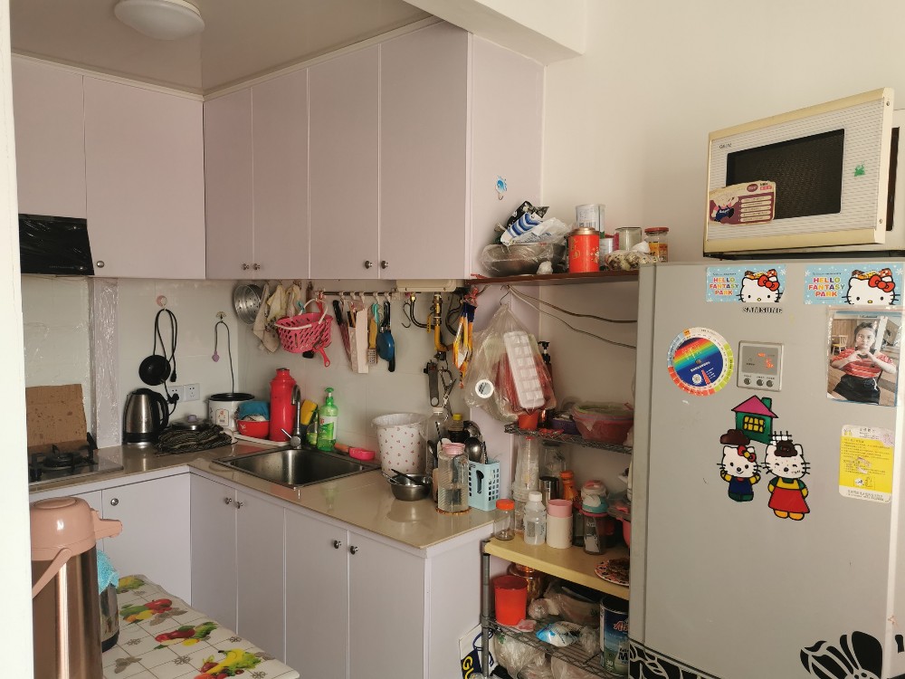 上海市宝山区盛桥四村14栋5F 