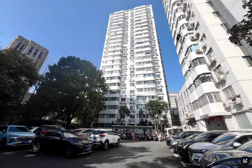 上海市徐汇区玉兰花苑5栋20F 