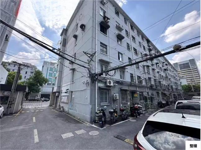 上海市静安区唐家沙小区1栋1F 