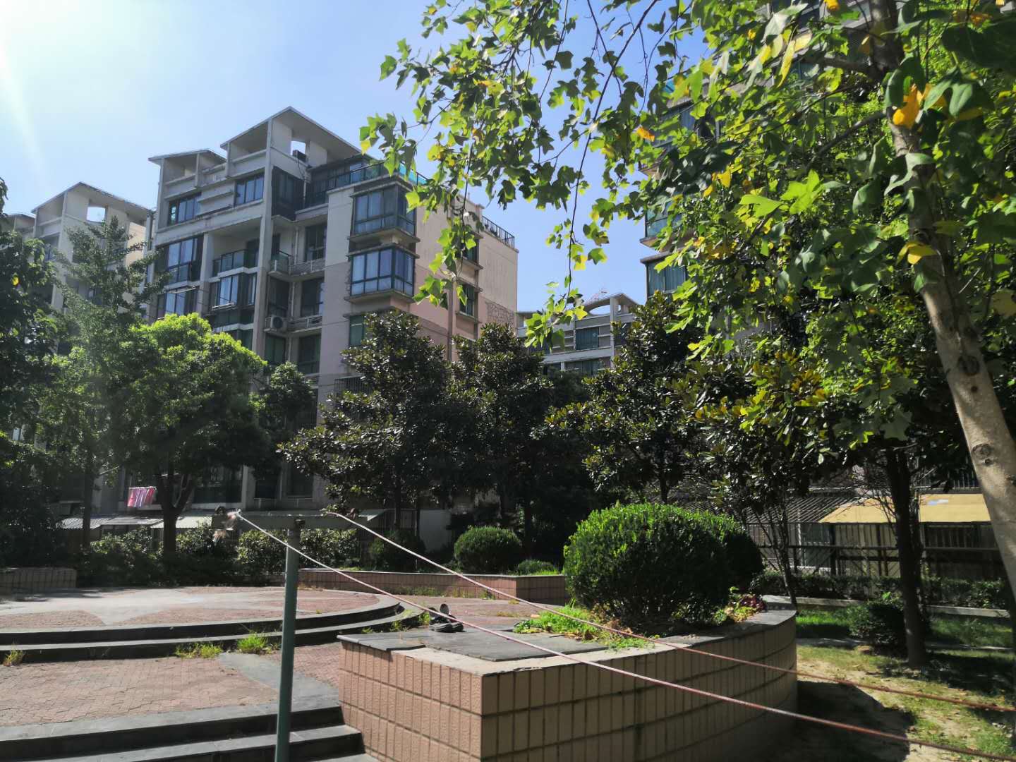 上海市宝山区新月丽苑44栋6F 