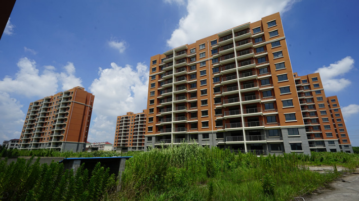 上海市浦东新区惠南镇在建工程惠南镇15街坊45/7丘的土地使用权及地上在建工程 