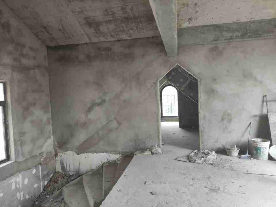 上海市松江区英郡雷丁小城196栋1-2F 