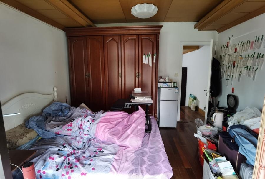 上海市闵行区丽华公寓10栋4F 