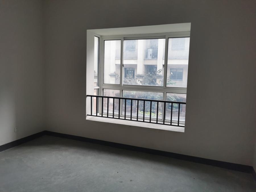 上海市浦东新区金领国际小区68栋2F 