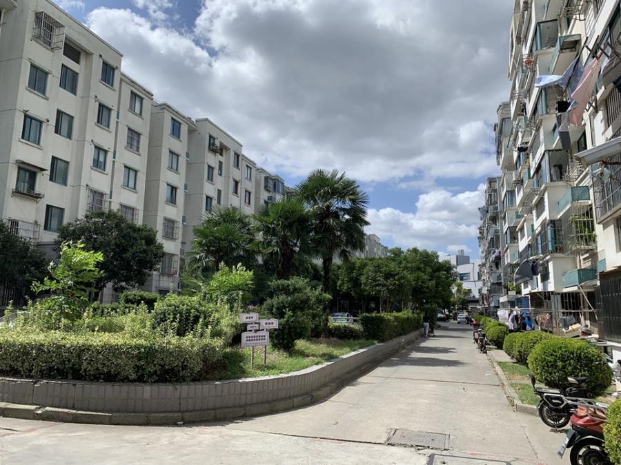 上海市浦东新区紫翠新行苑13栋6F 