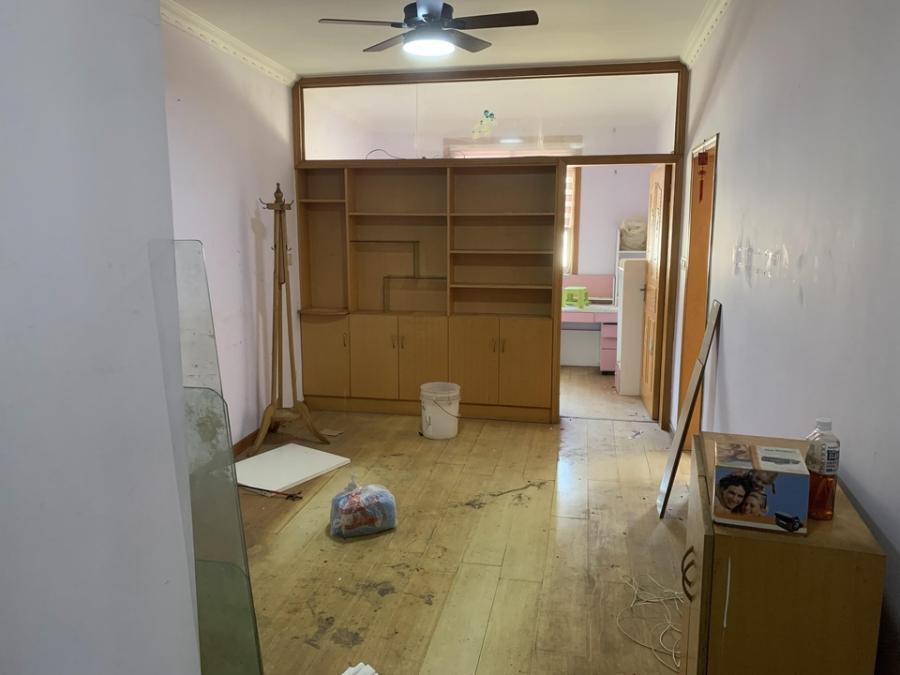 上海市浦东新区高桥二村43栋6F 