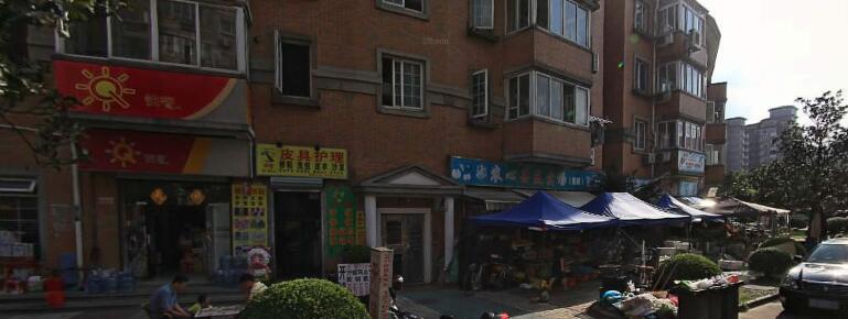 上海市闵行区莘城公寓47号4室 