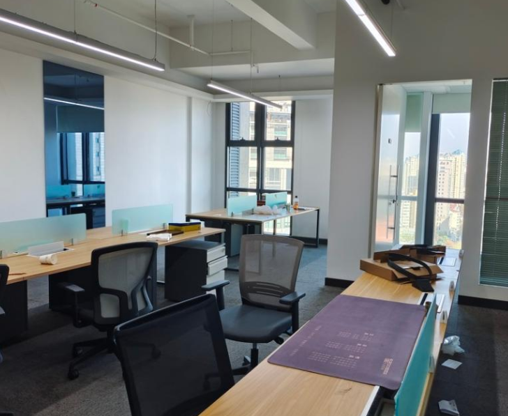 上海市长宁区中山万博国际中心666栋16F、地下3F车位 