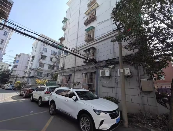 上海市普陀区太浜巷小区22栋6F 