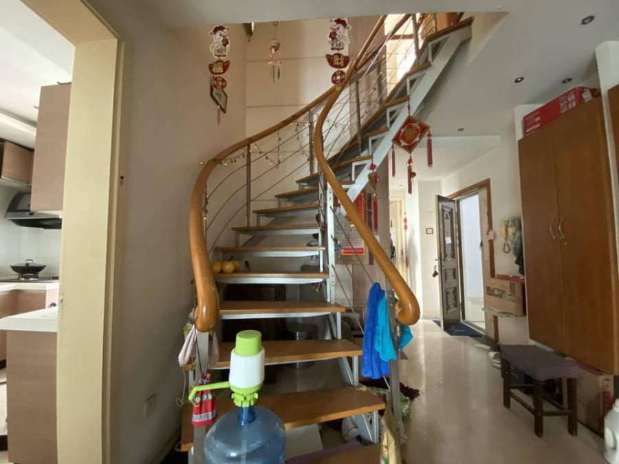 上海市普陀区河滨围城11栋12F及车位 