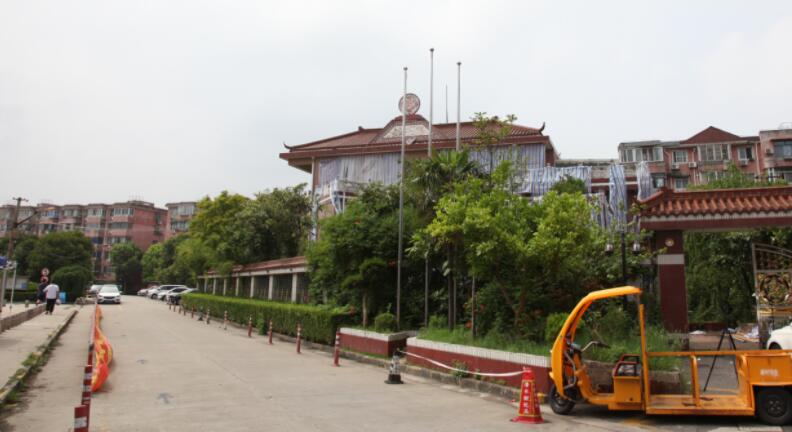 上海市宝山区共富一村888栋全幢 