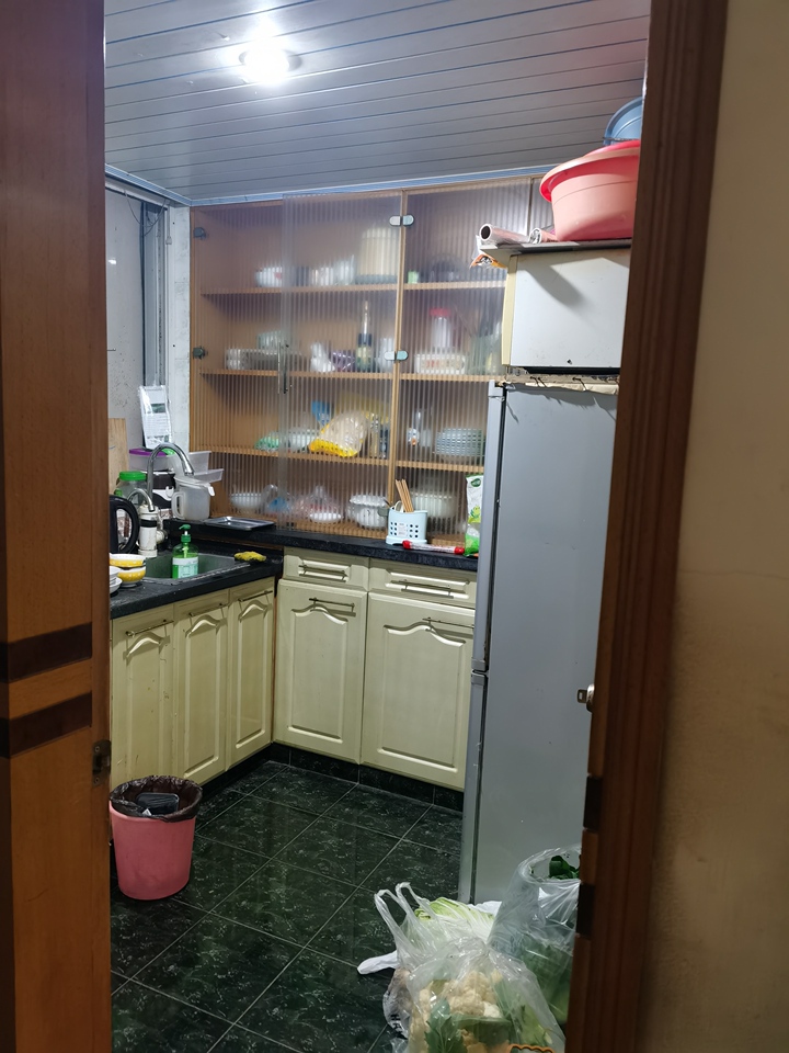 上海市奉贤区体育场路22支弄5栋3F 