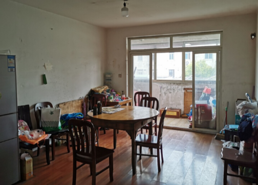 上海市青浦区新盈新村7栋3F 