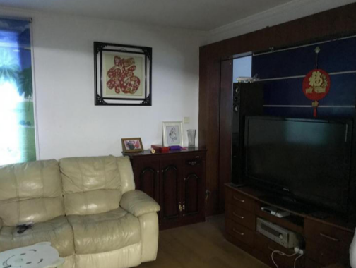 上海市浦东新区曙航苑14栋2F 