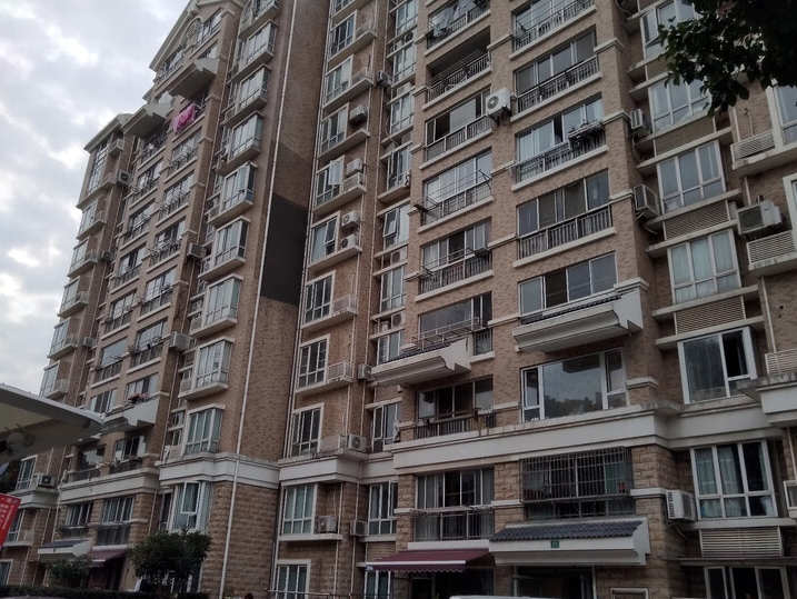 上海市奉贤区聚贤煌都93栋4F 