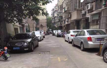 上海市虹口区裕群公寓50栋4F 