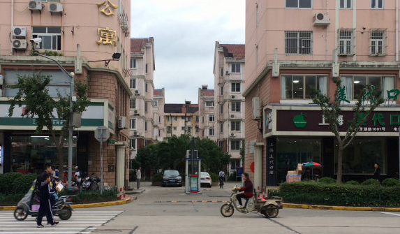 上海市青浦区晨兴公寓13栋3F 