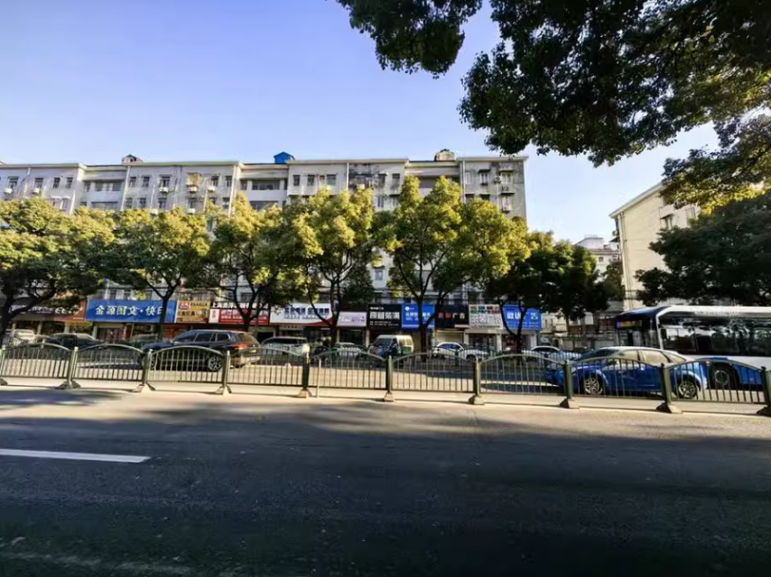 上海市浦东新区陈家宅小区17栋2F 