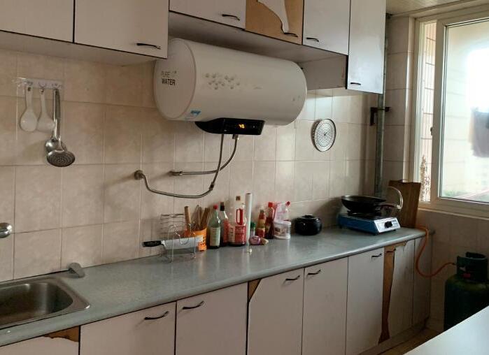 上海市徐汇区环线广场515栋20F 