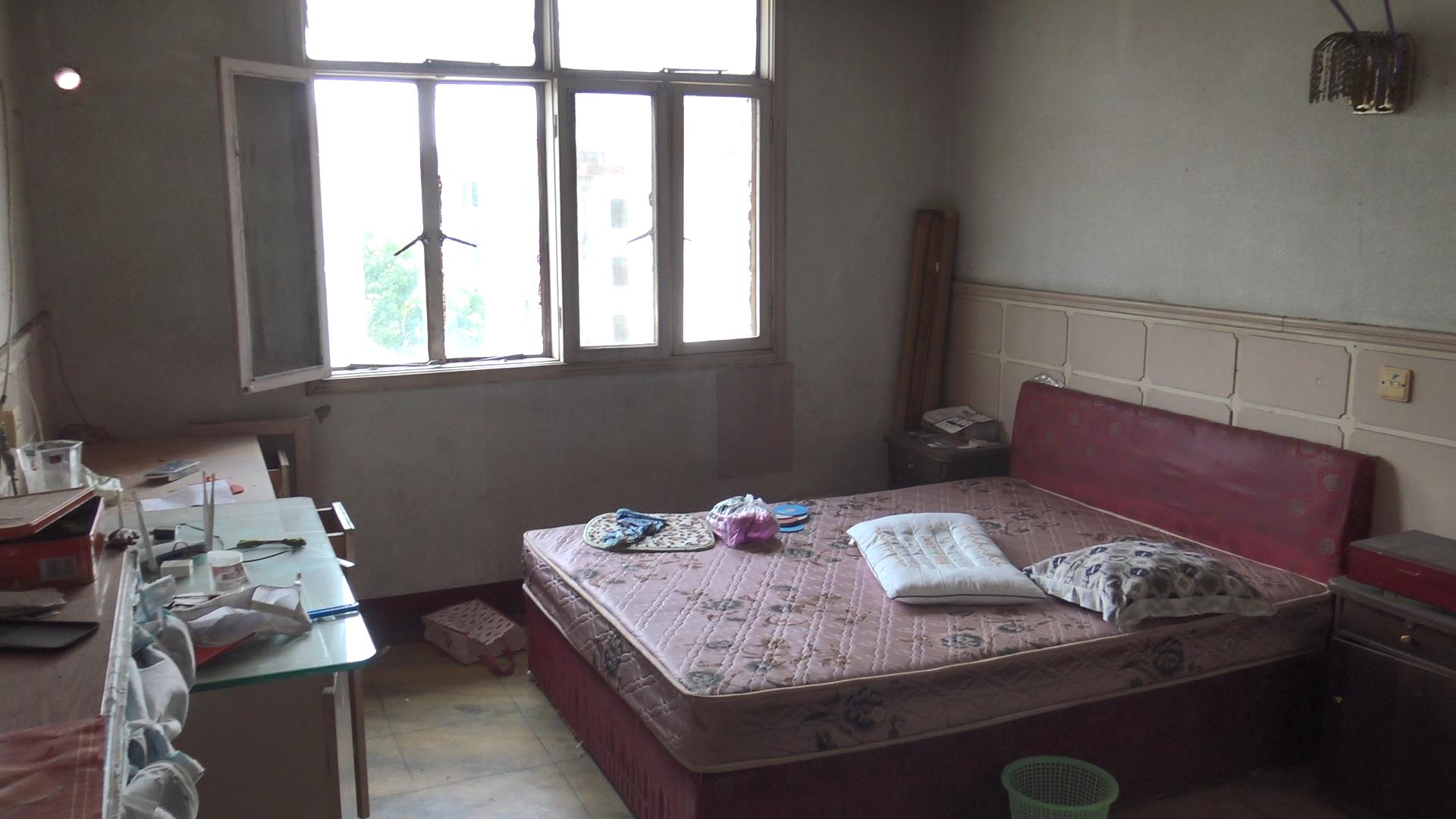 上海市嘉定区南苑一村2栋6F 