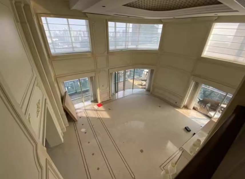 上海市黄浦区绿城黄浦湾1栋27F及地下1F车位 