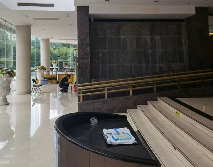 上海市浦东新区世茂滨江花园10栋11F 