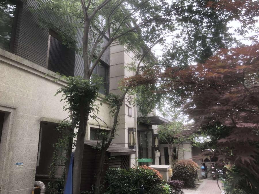 上海市松江区新城水云间30栋1F 